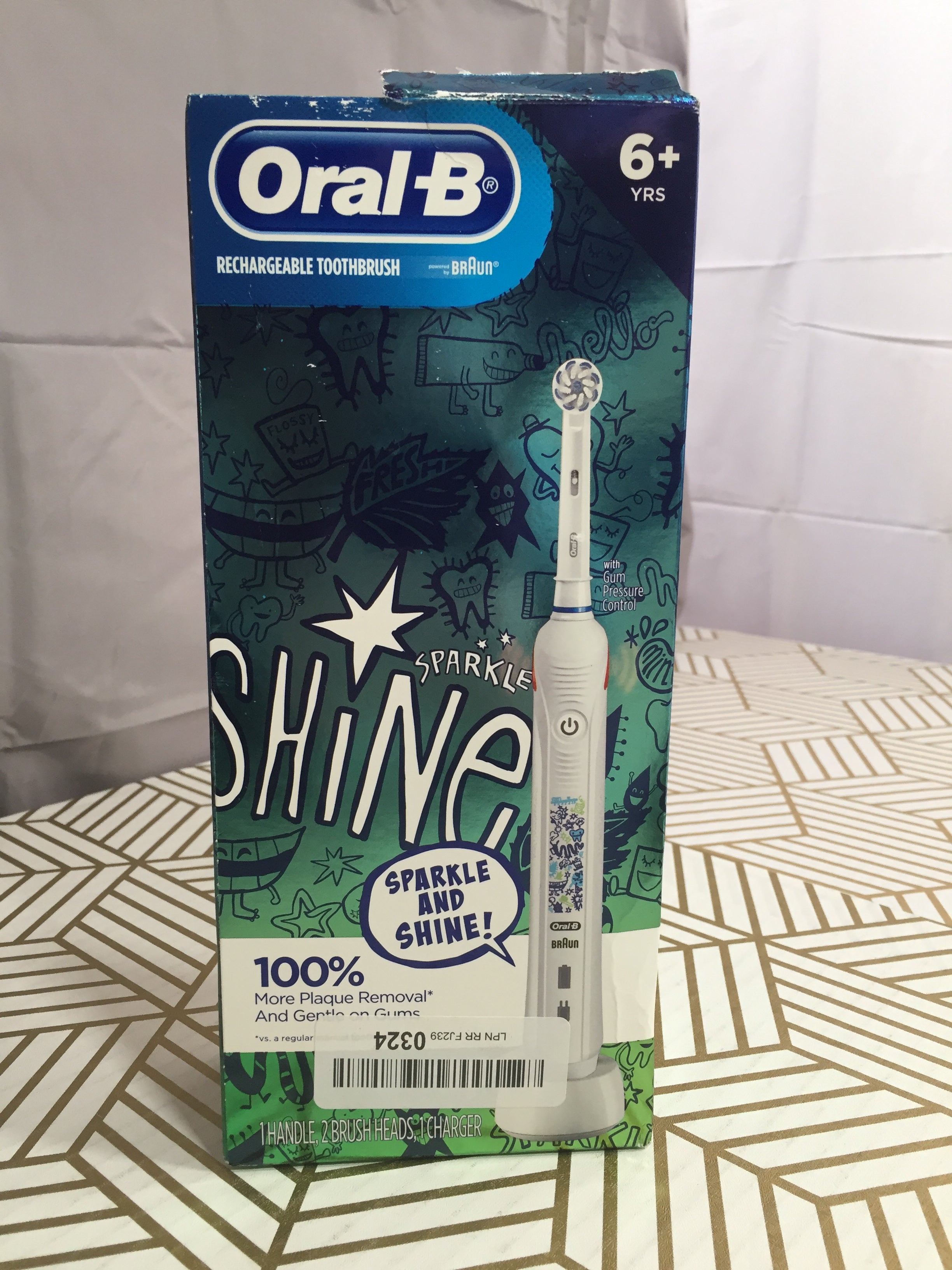 Oral-B Kids Electric Toothbrush (2) Brush Heads, Sparkle & Shine