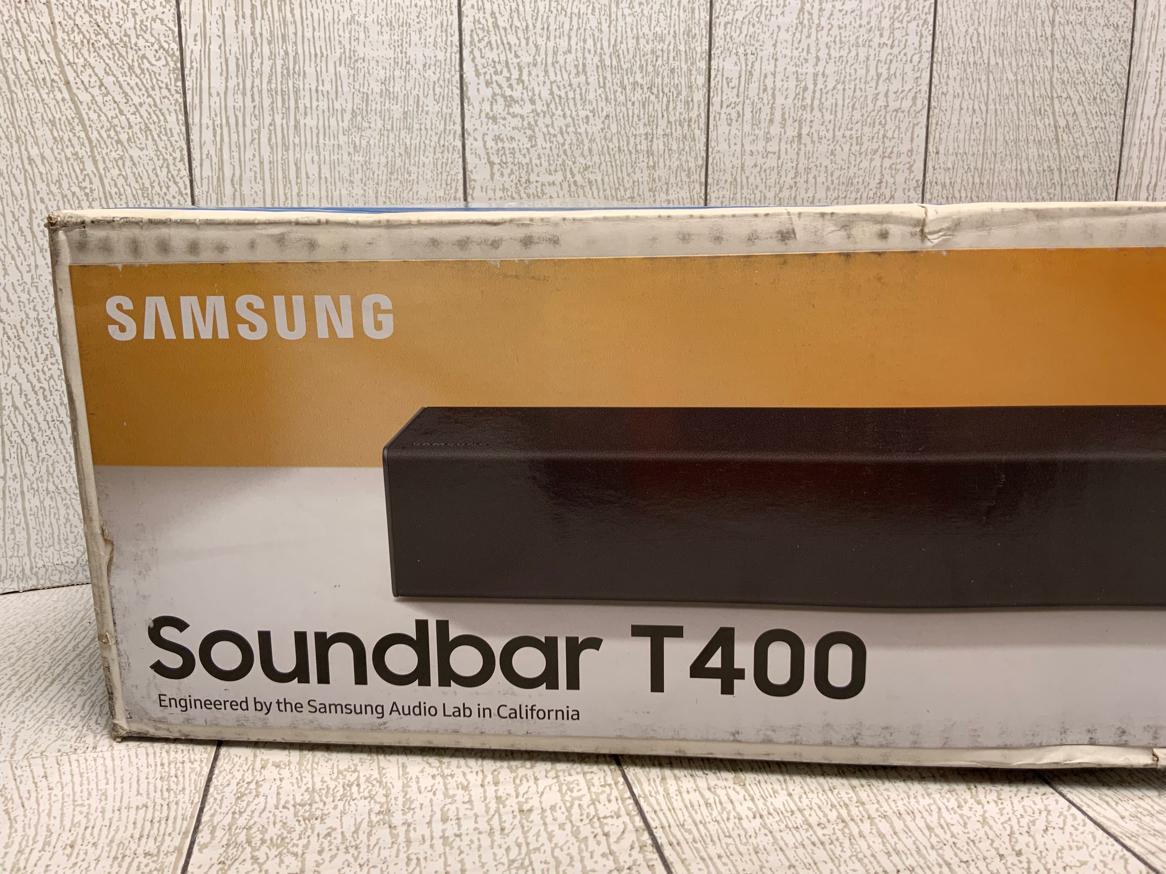 Samsung HW-T400 2.0 Channel Sound bar with Built-in deals Woofer 110-240 Volt