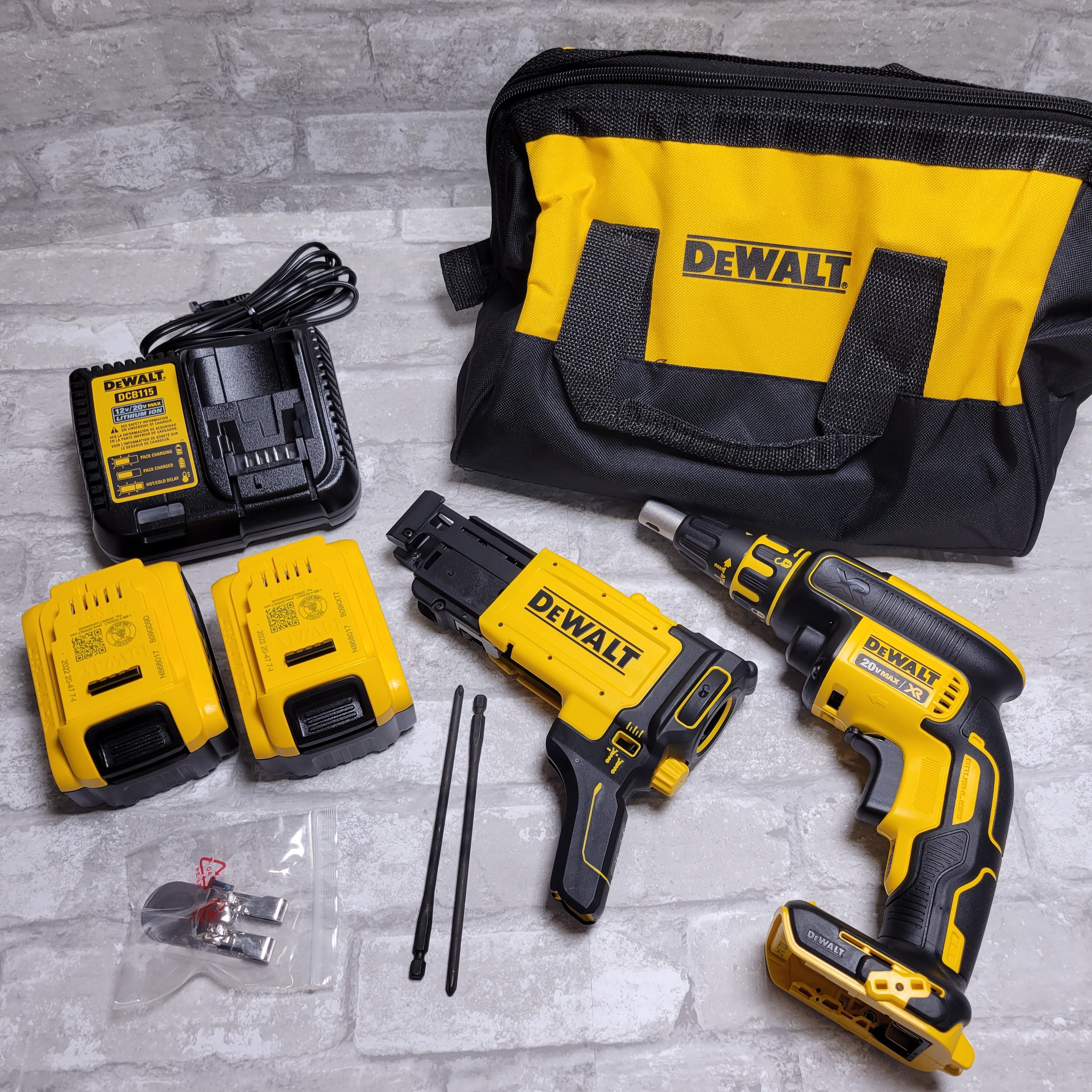 Dewalt 20v Max Xr Cordless Brushless Drywall Screw Gun W Collated Att 2391