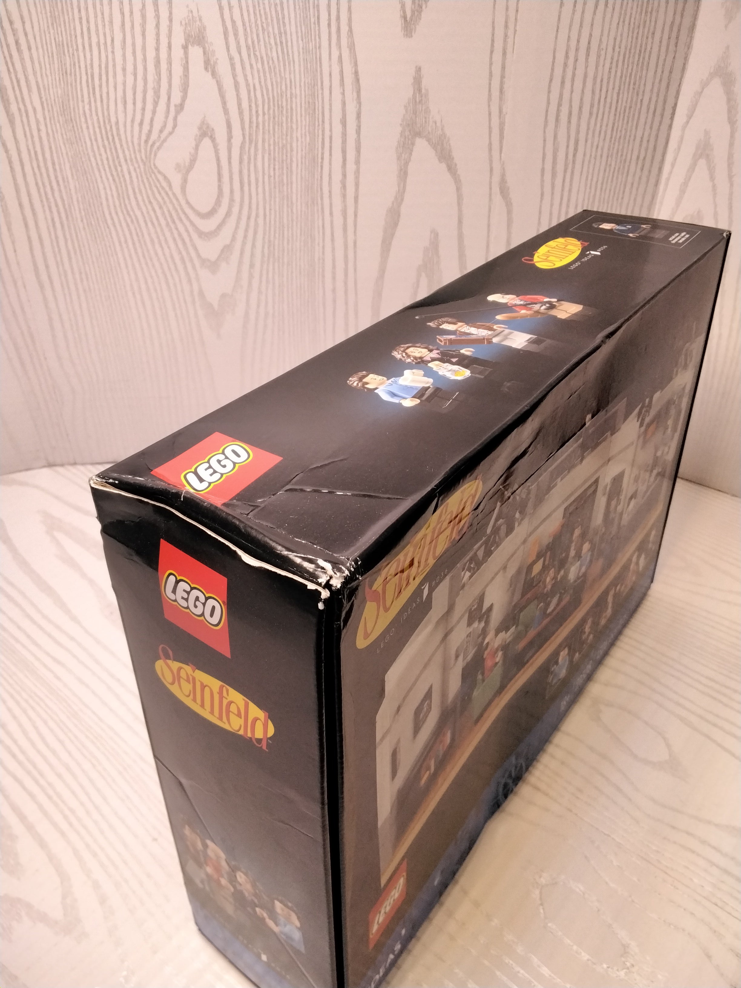 LEGO Ideas Seinfeld Model Set (21328), 1326 Pieces