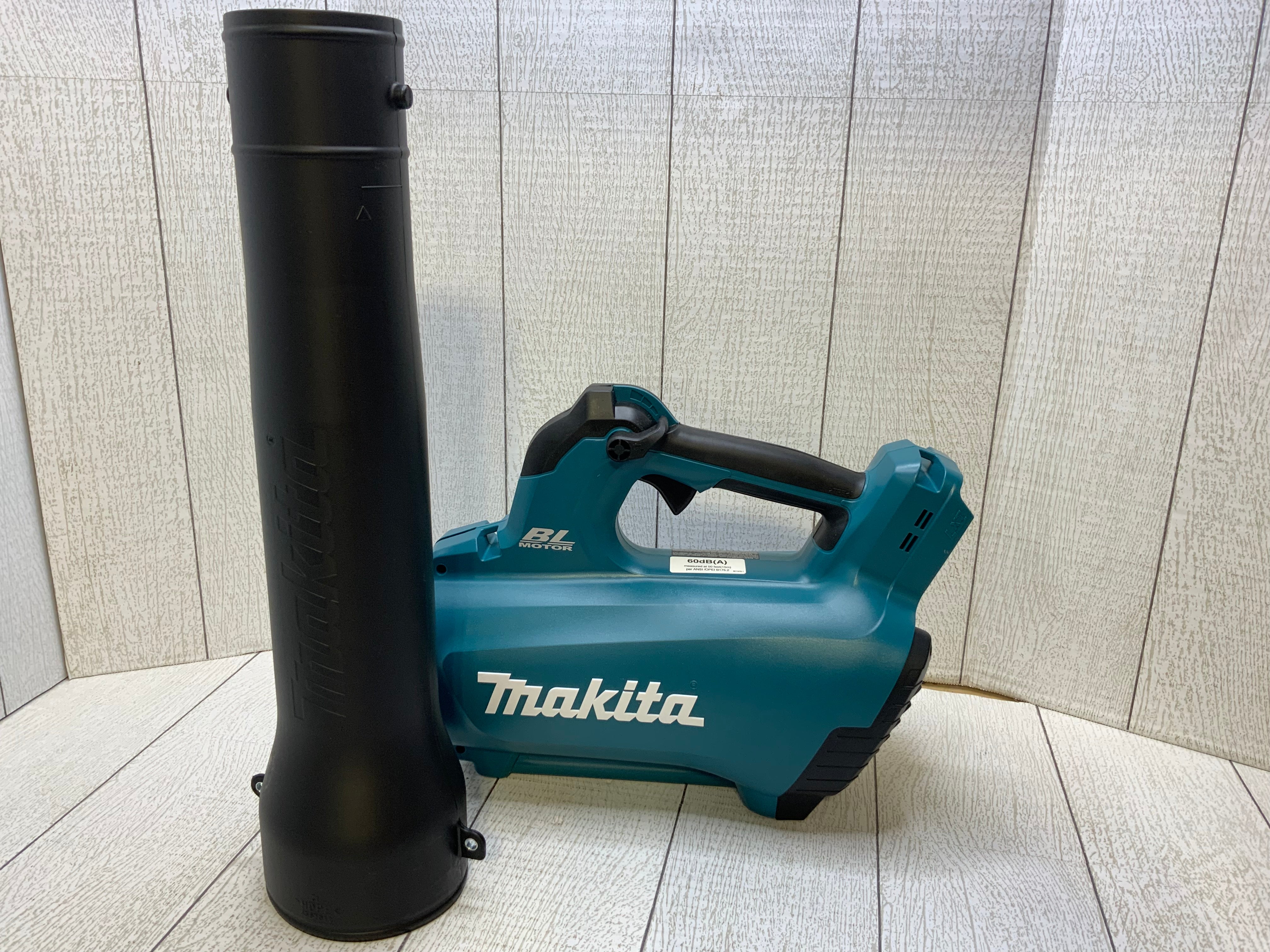 Makita XBU03Z 18V LXT® Lithium-Ion Brushless Cordless Blower **TOOL ON