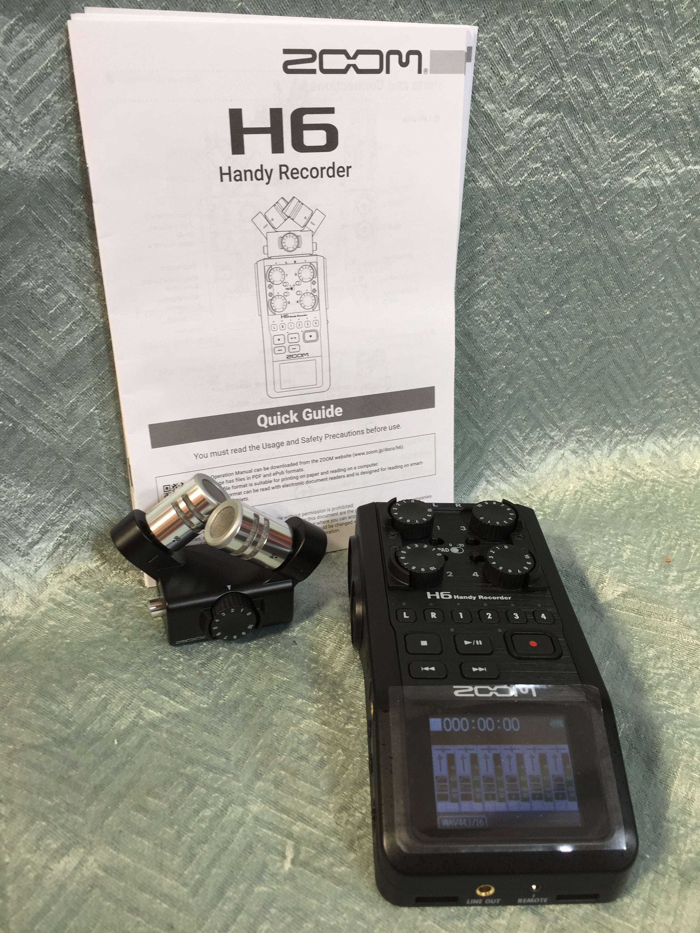 Zoom H6 All Black (2020 Version) 6-Track Portable Recorder, Stereo Microphones, 4 XLR/TRS Inputs, SD Card, USB Audio Interface, Battery Powered (7591877837038)