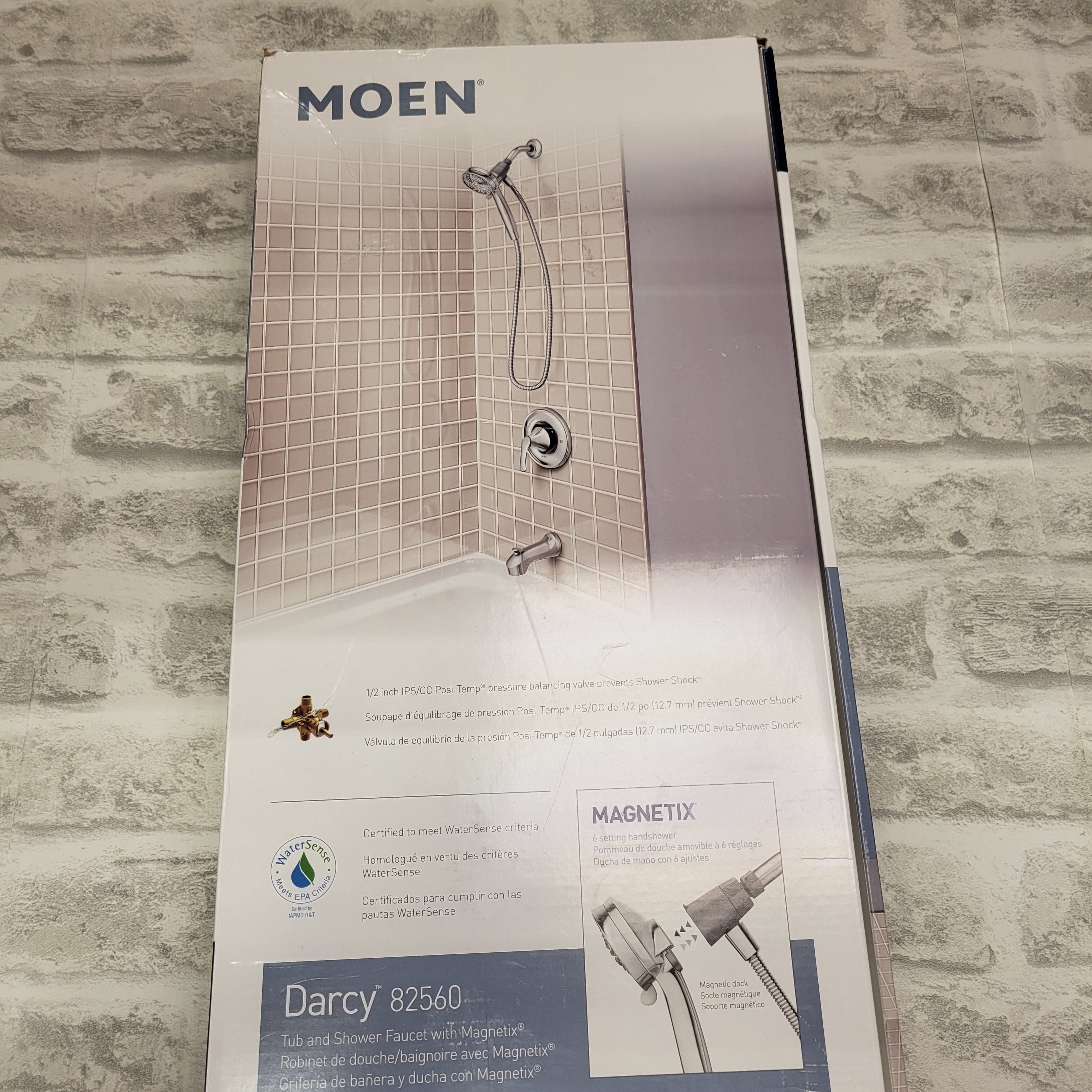 MOEN Darcy w/ Magnetix Single-Handle Tub/Shower Faucet - Chrome (Valve