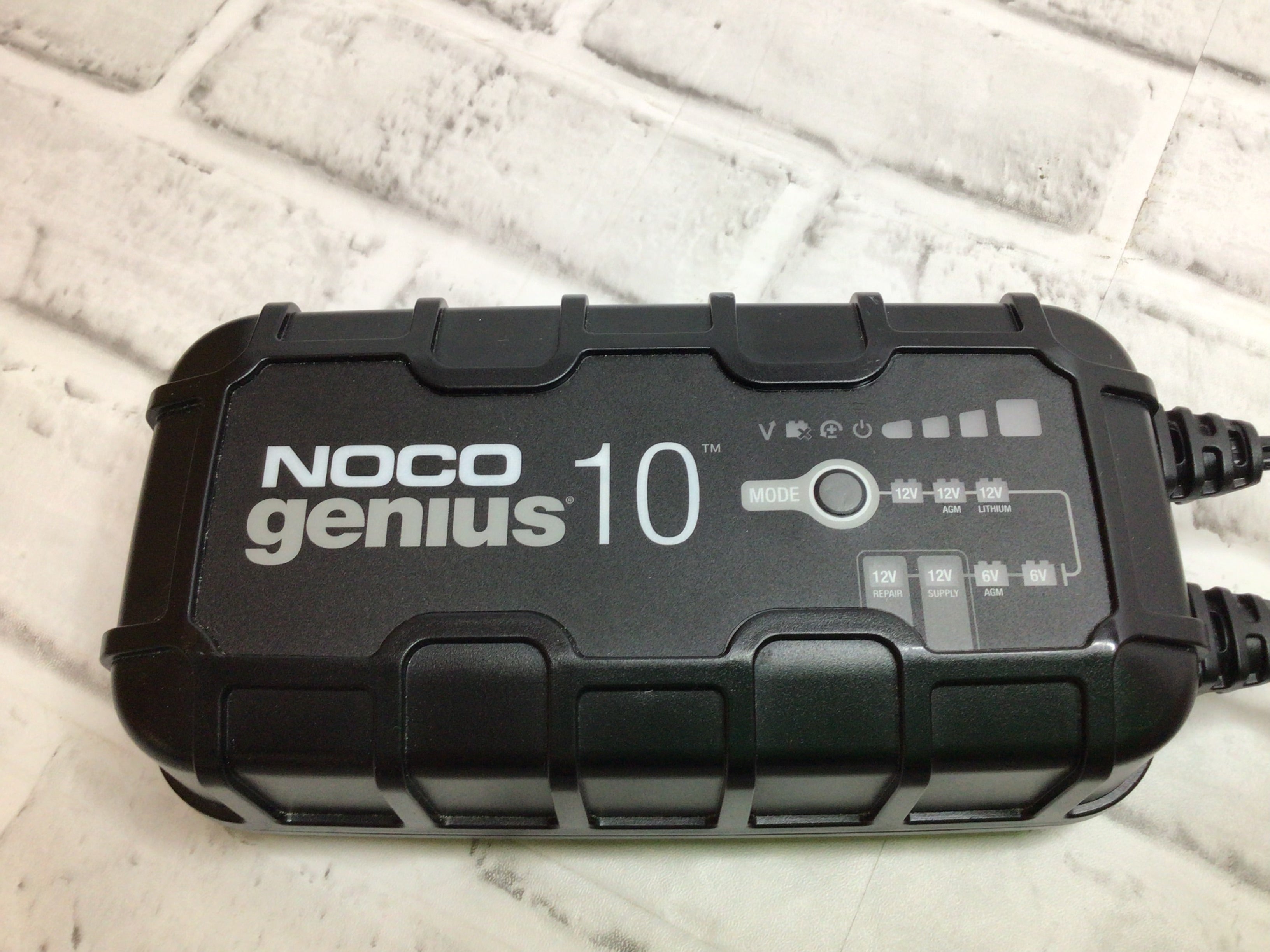 NOCO GENIUS10 Battery Charger And Maintainer 10 Amp