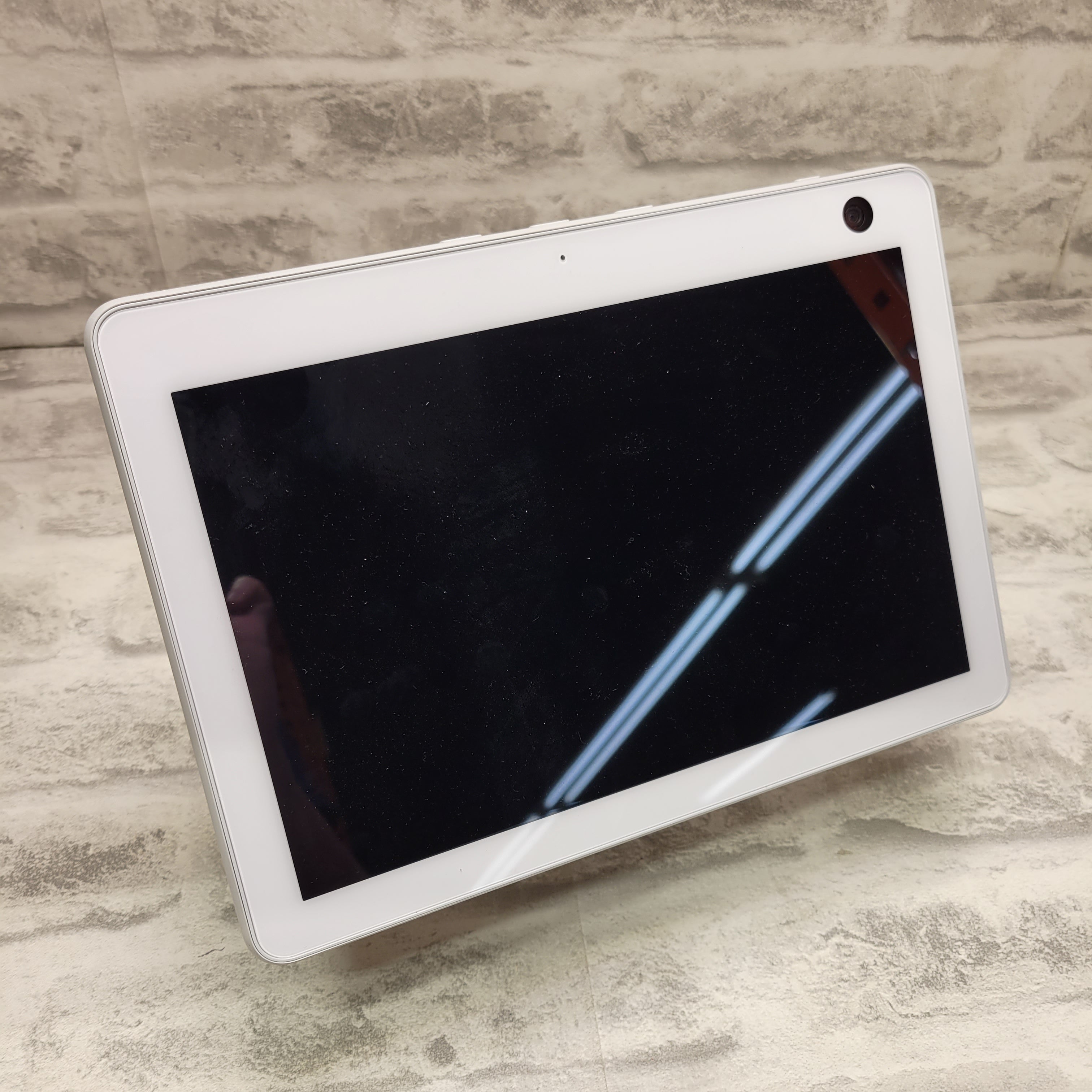 *FOR PARTS* Echo Show 10 (3rd Gen) | HD smart display | Glacier White (7897713213678)